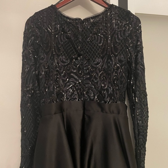 Betsy & Adam formal dress - Picture 5 of 6